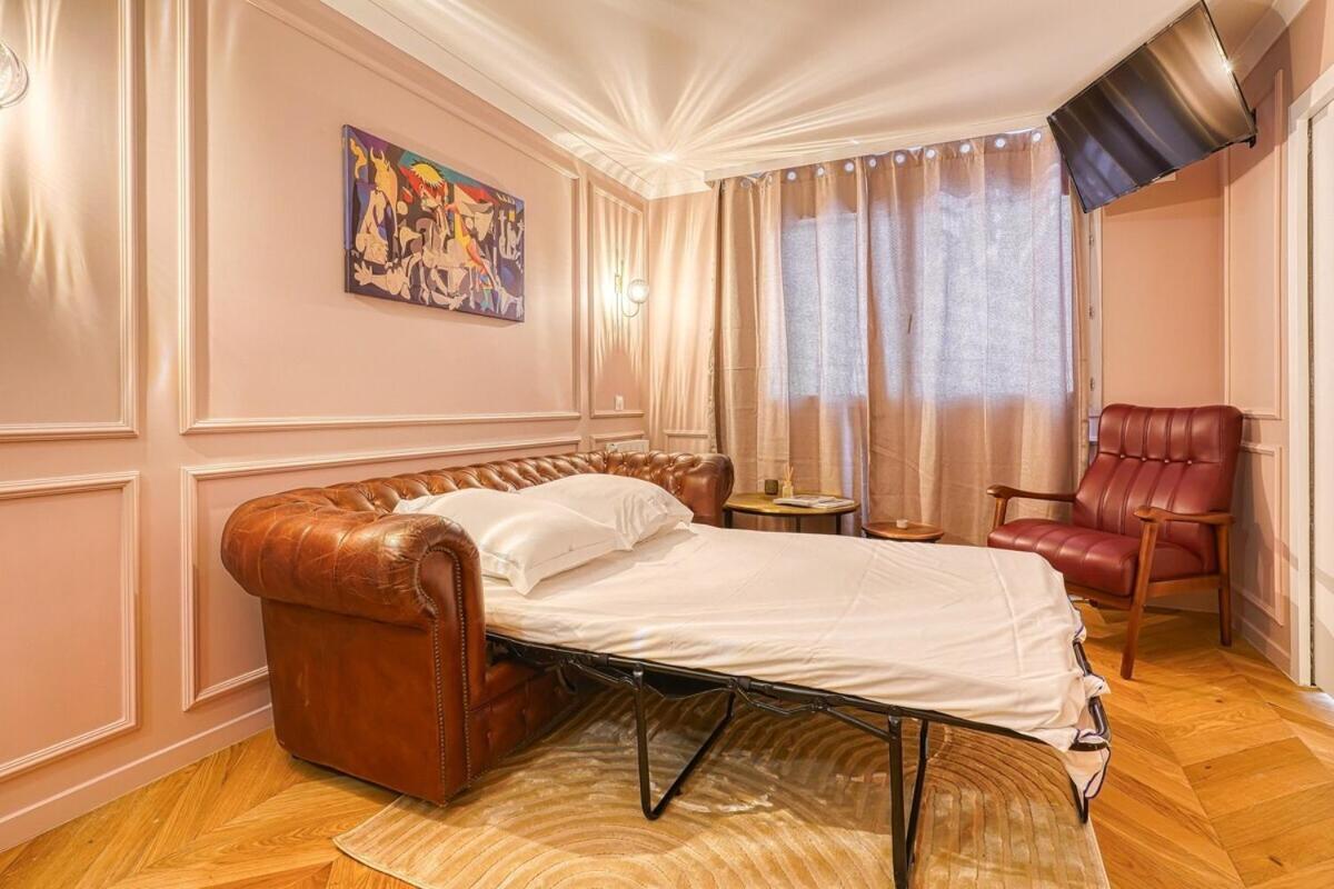 Melody Suite In Paris Courbevoie Exteriör bild