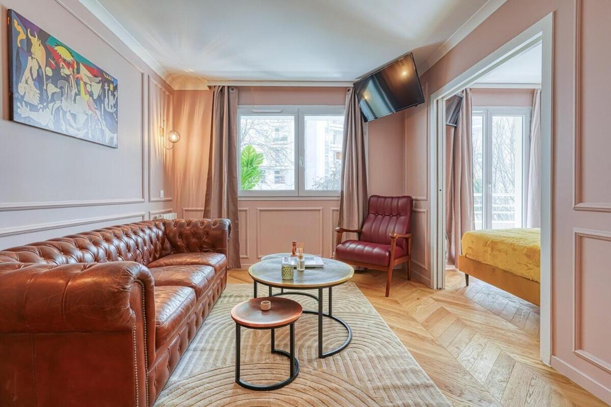 Melody Suite In Paris Courbevoie Exteriör bild